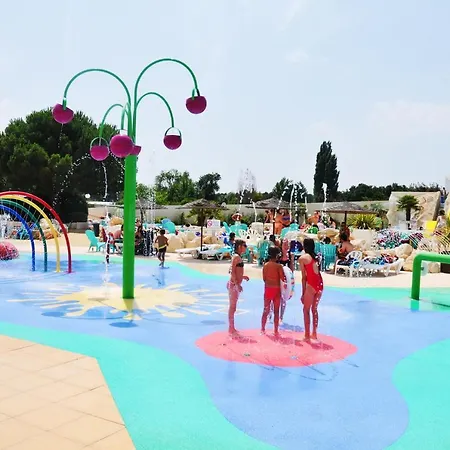 Mobile 62925 Tybreizh Holidays At Les Charmettes 4 Star Without Fun Pass * Les Mathes